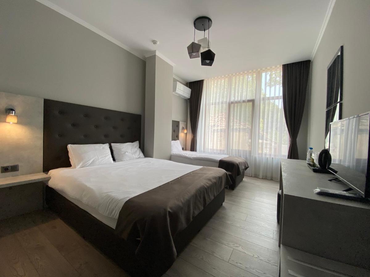 Comfort Guest Rooms Kazanlŭk Exterior foto